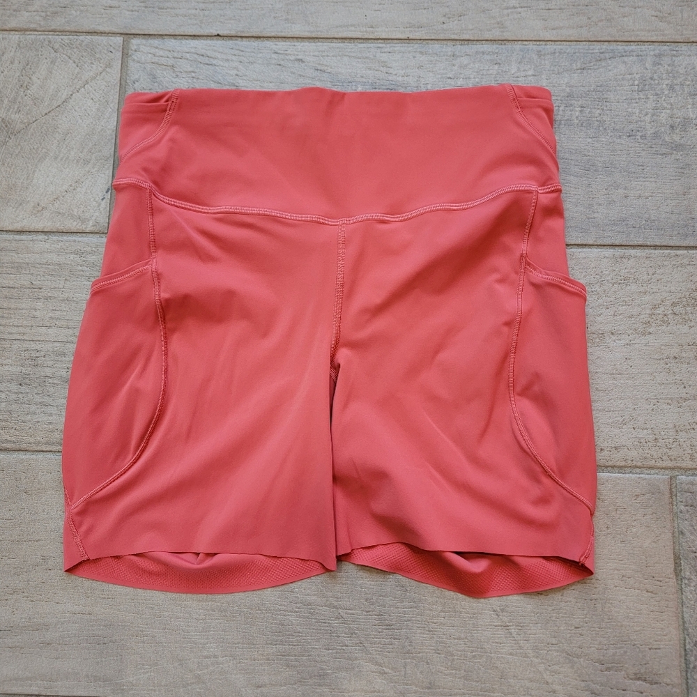lululemon athletica Coral Bike Shorts - Picture 2 of 10